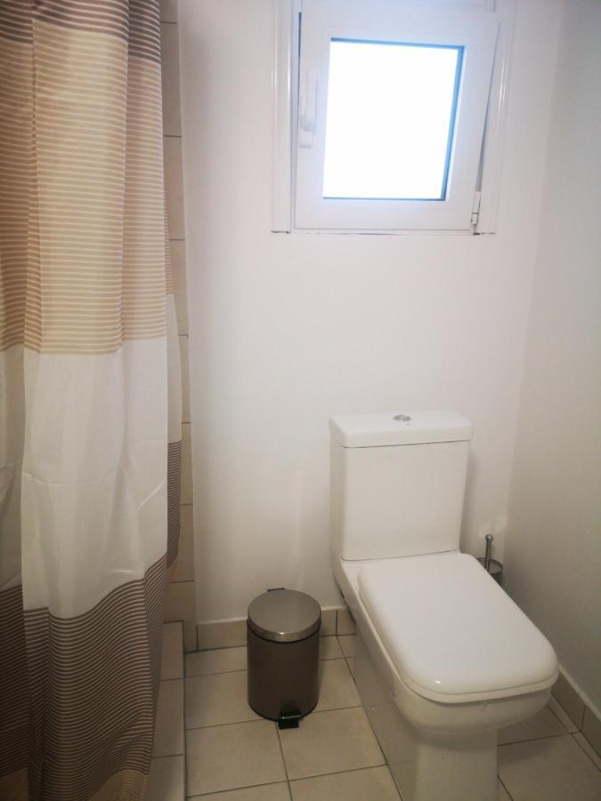 Explore Greece From Colorful City Centre Apartment Chalkís Zewnętrze zdjęcie