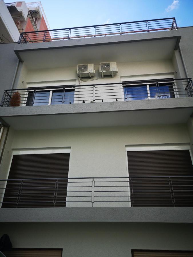 Explore Greece From Colorful City Centre Apartment Chalkís Zewnętrze zdjęcie